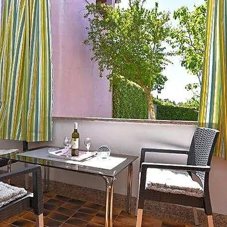 1230 Appartement Pula